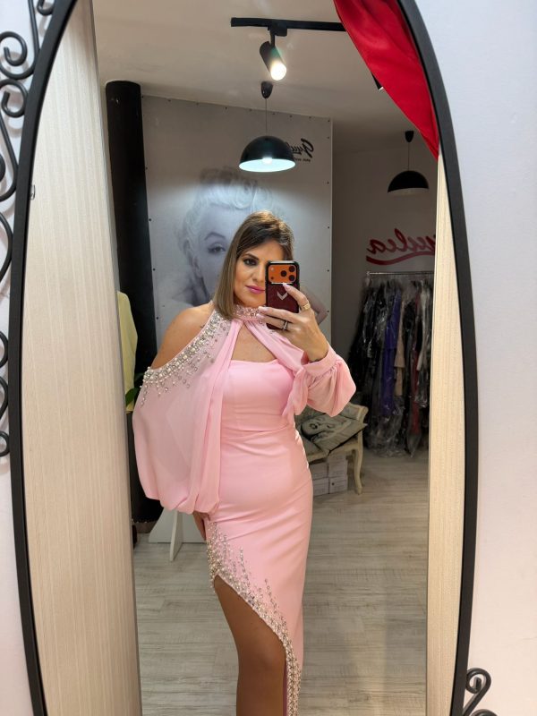 Rochie maxi roz cu maneci bufante