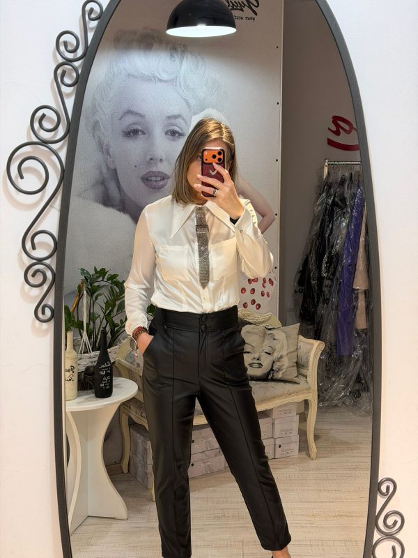 Camasa alba cu cravata detasabila