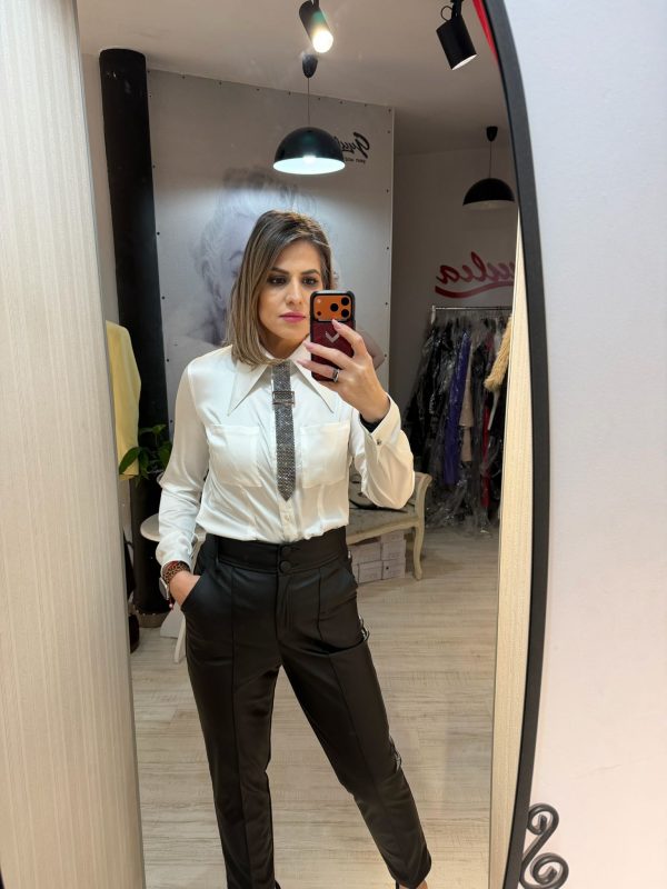 Camasa alba cu cravata detasabila