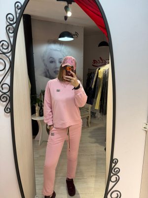 Compleu cu bluza si pantaloni