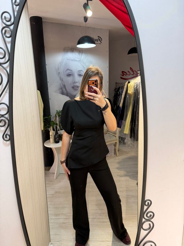 Compleu cu pantalon evazat