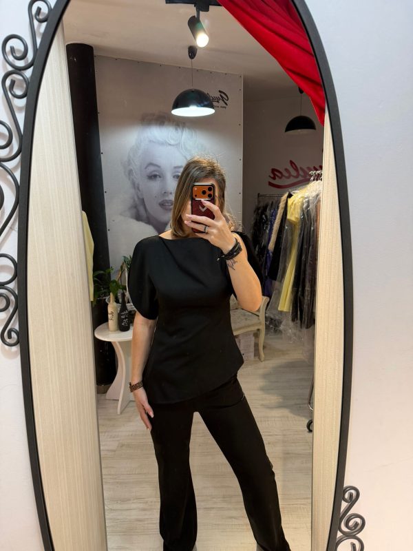 Compleu cu pantalon evazat