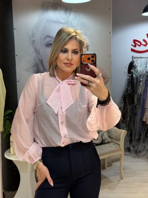 Camasa roz cu funda la gat