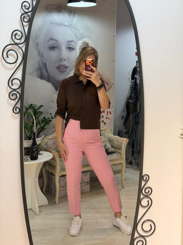 Pantaloni karol roz