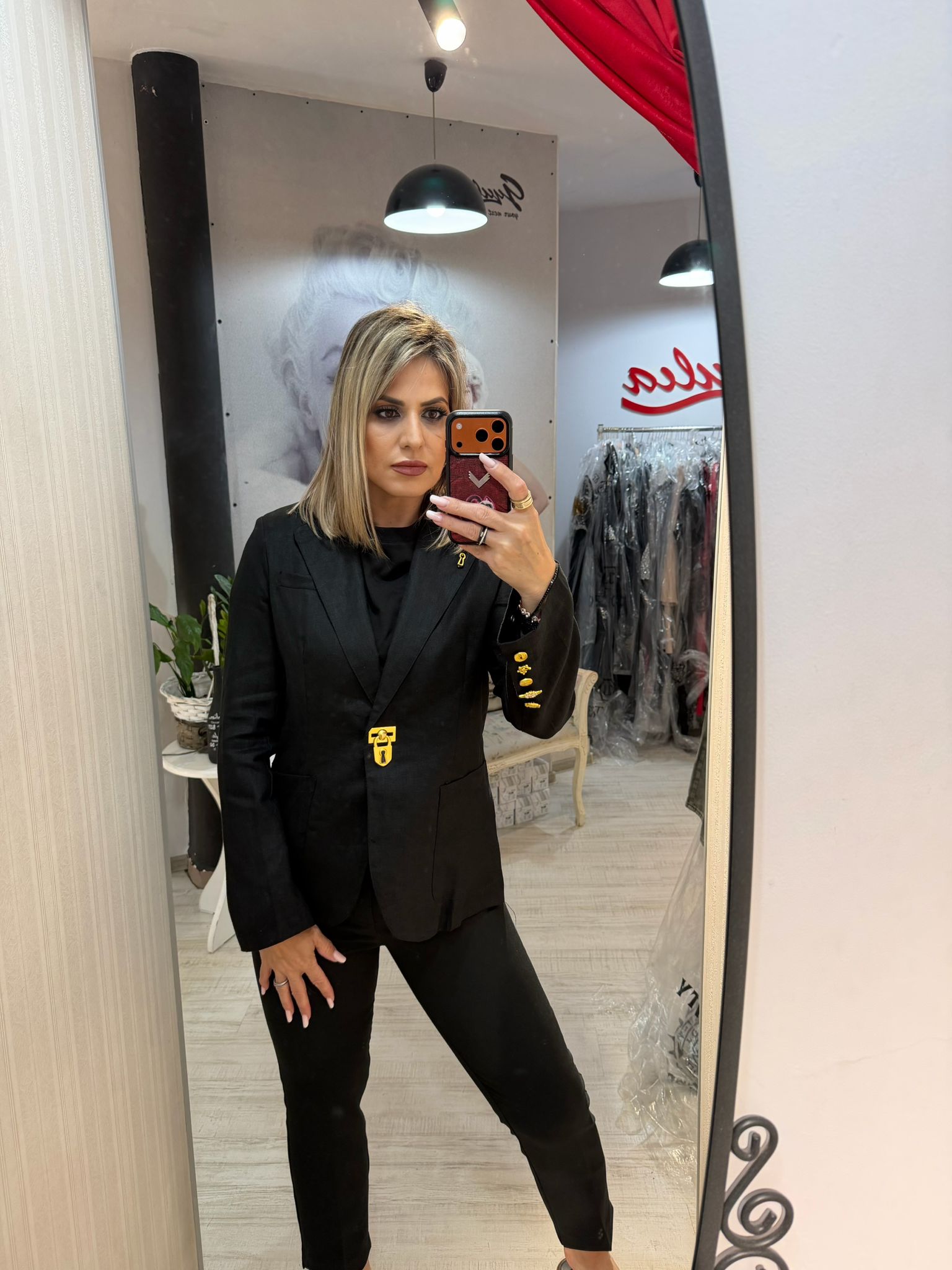 Sacou negru din in cu lacatel