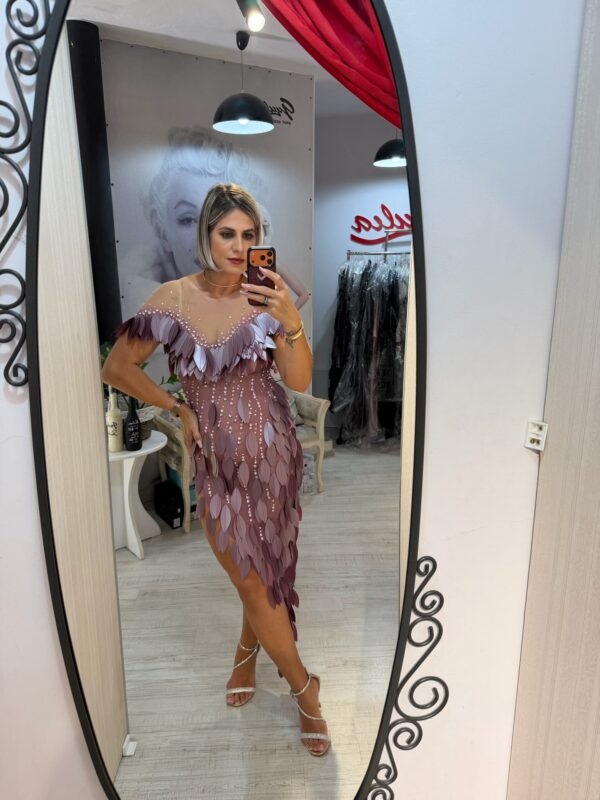 Rochie midi roz cu aplicatii 3D