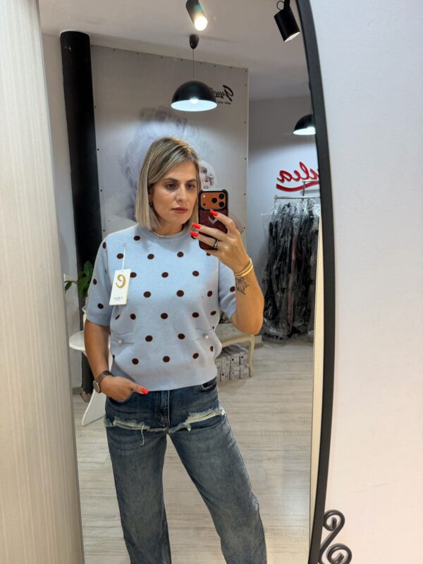 Bluza cu buline si maneci scurte