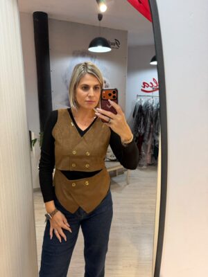 Bluza cu elemente de vesta si corset