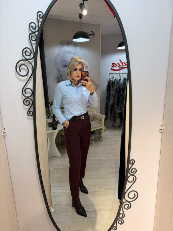 Pantalon bordo cu talie inalta si buzunare