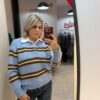 Bluza cu guler alb de camasa