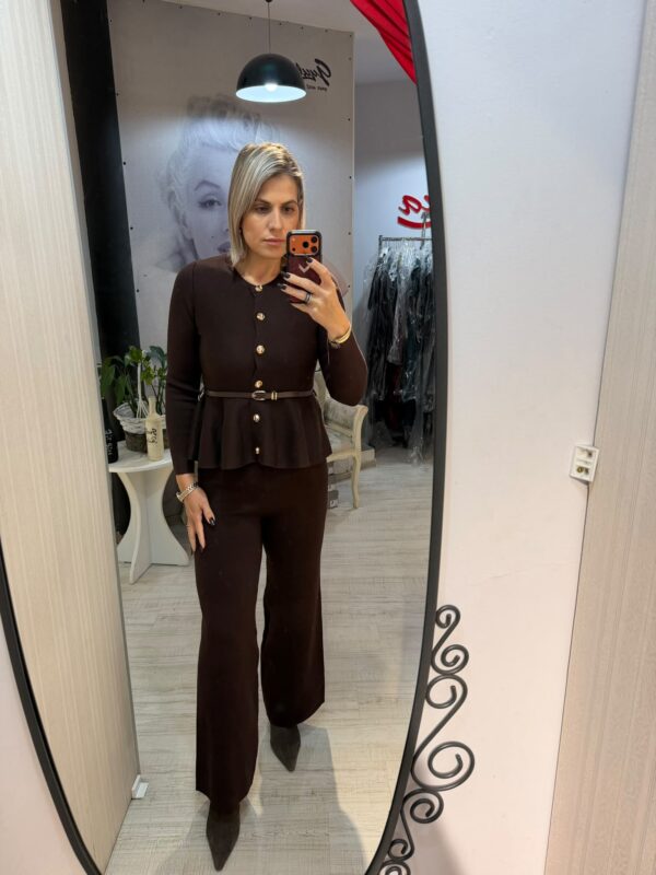 Compleu tricotat cu volan in talie